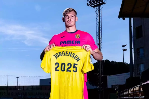 Jorgensen marxa al Chelsea. Foto: Vila-real