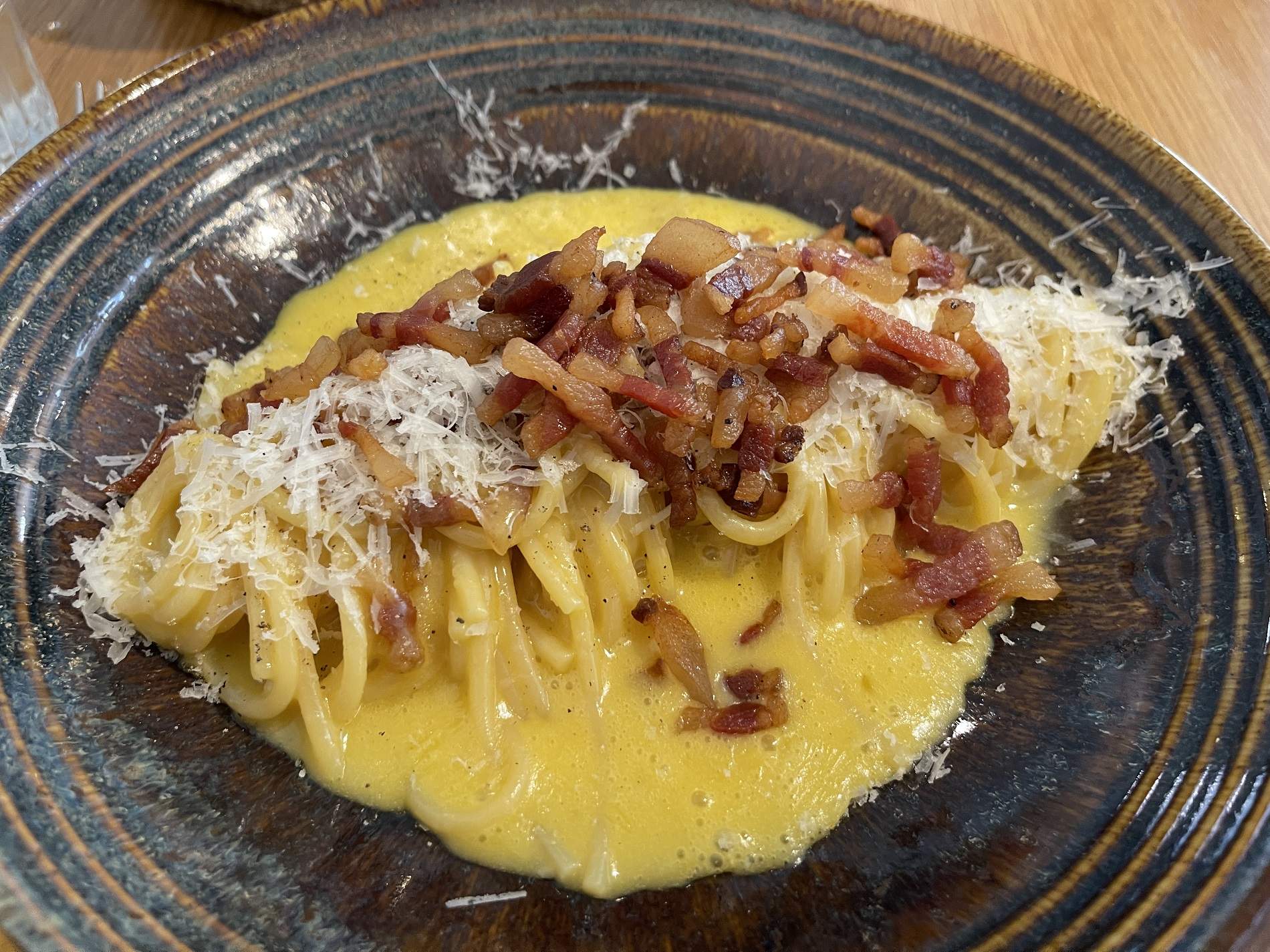 L'ingredient secret per cuinar la carbonara: un toc original i boníssim