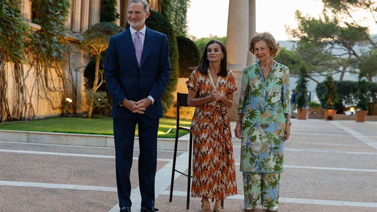 Felipe, Letizia i Sofia a Marivent EFE Felipe, Letizia i Sofia a Marivent EFE