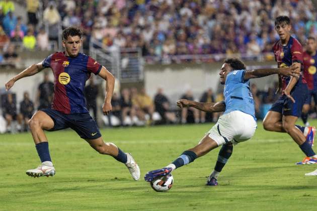 El Barça defensa una arribada del Manchester City / Foto: EFE El Barça defensa una arribada del Manchester City / Foto: EFE