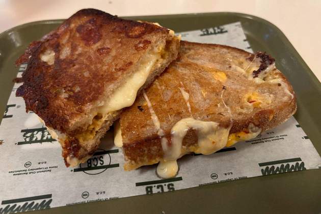 Grilled Cheese Sandwich Club Barcelona Rosa Molinero Trias Grilled Cheese Sandwich Club Barcelona Rosa Molinero Trias
