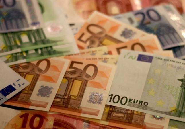 Diners en efectiu. Diners en efectiu.