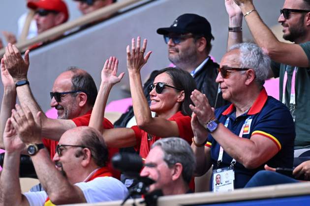 Letizia aplaudiendo / GTRES Letizia aplaudiendo / GTRES