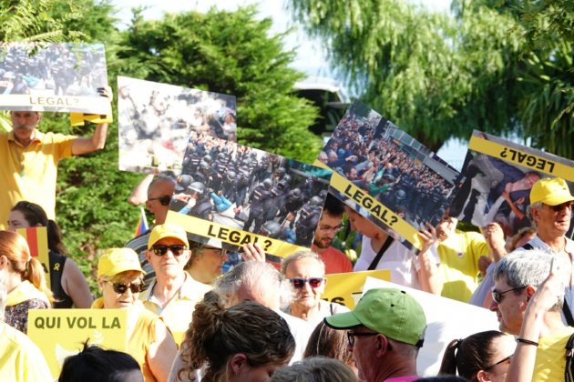 pancarta tarragona anc Roberto Lazaro 2 pancarta tarragona anc Roberto Lazaro 2