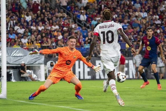 Marc-André Ter Stegen Barça Milan / Foto: EFE Marc-André Ter Stegen Barça Milan / Foto: EFE