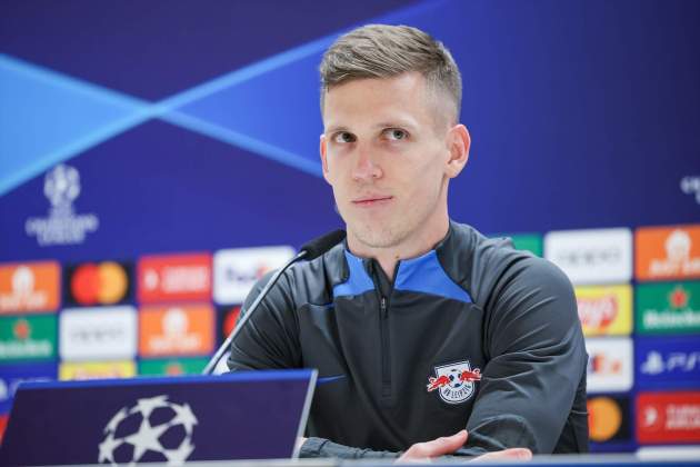 Dani Olmo roda de premsa RB Leipzig Dani Olmo roda de premsa RB Leipzig