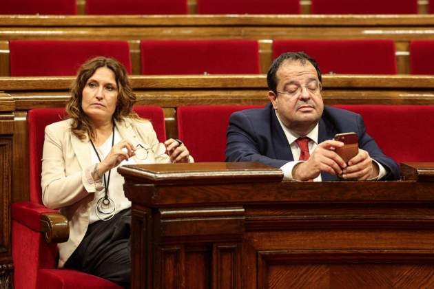 Joan Ignasi Elena Laura Vilagra lleno investidura / montse giralt Joan Ignasi Elena Laura Vilagra lleno investidura / montse giralt