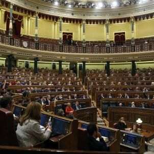 El Congreso votará el martes si forzar al Gobierno a prohibir los cortes de luz