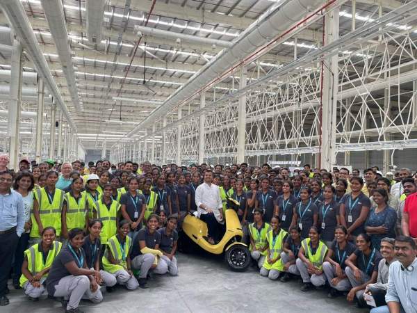 Bhavish Aggarwal fundador de la marca Ola Electric @bhash
