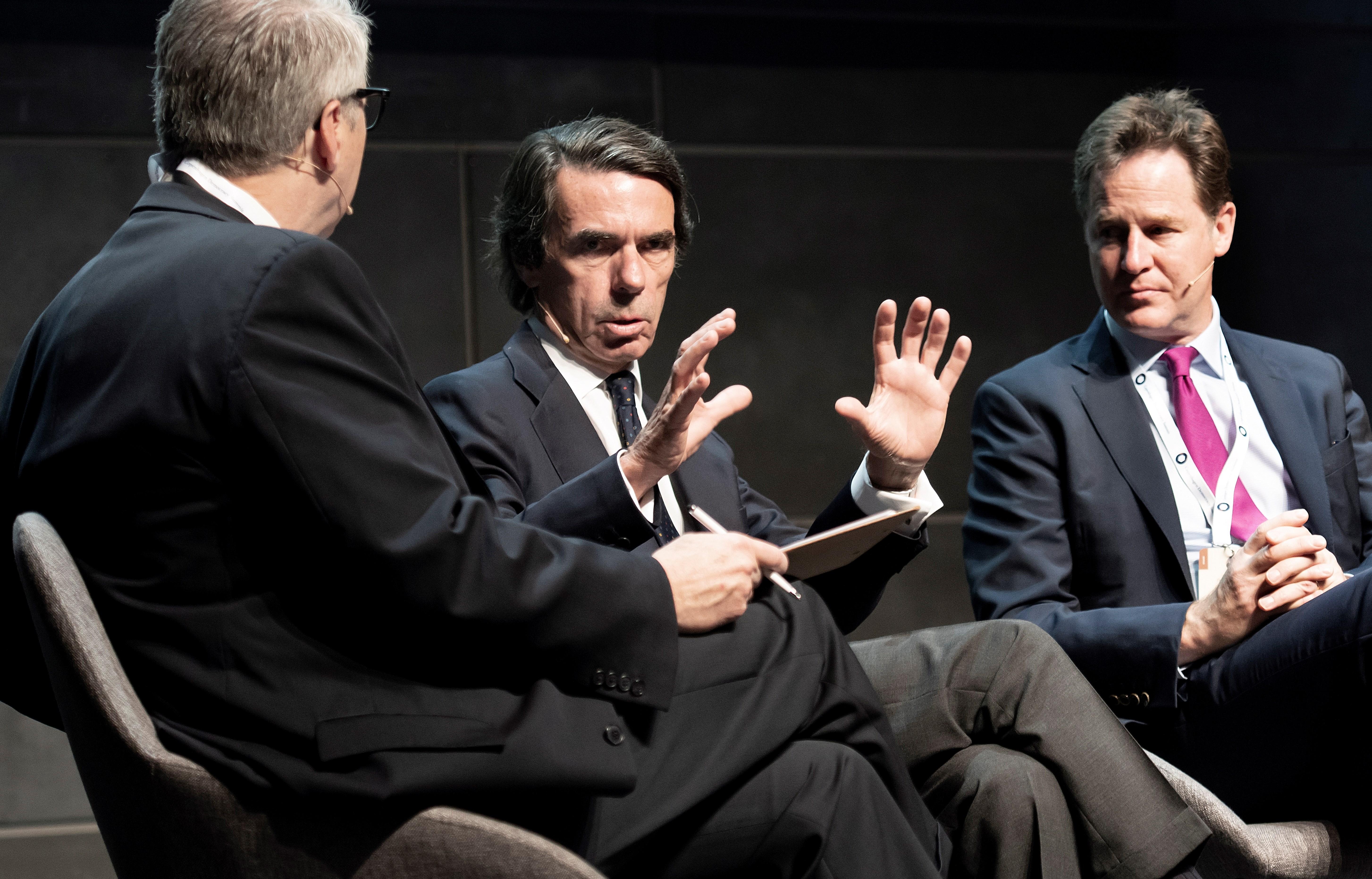 Aznar, sagaç amb l’independentisme: “Si els dones opció de guanyar les eleccions, et guanyen”