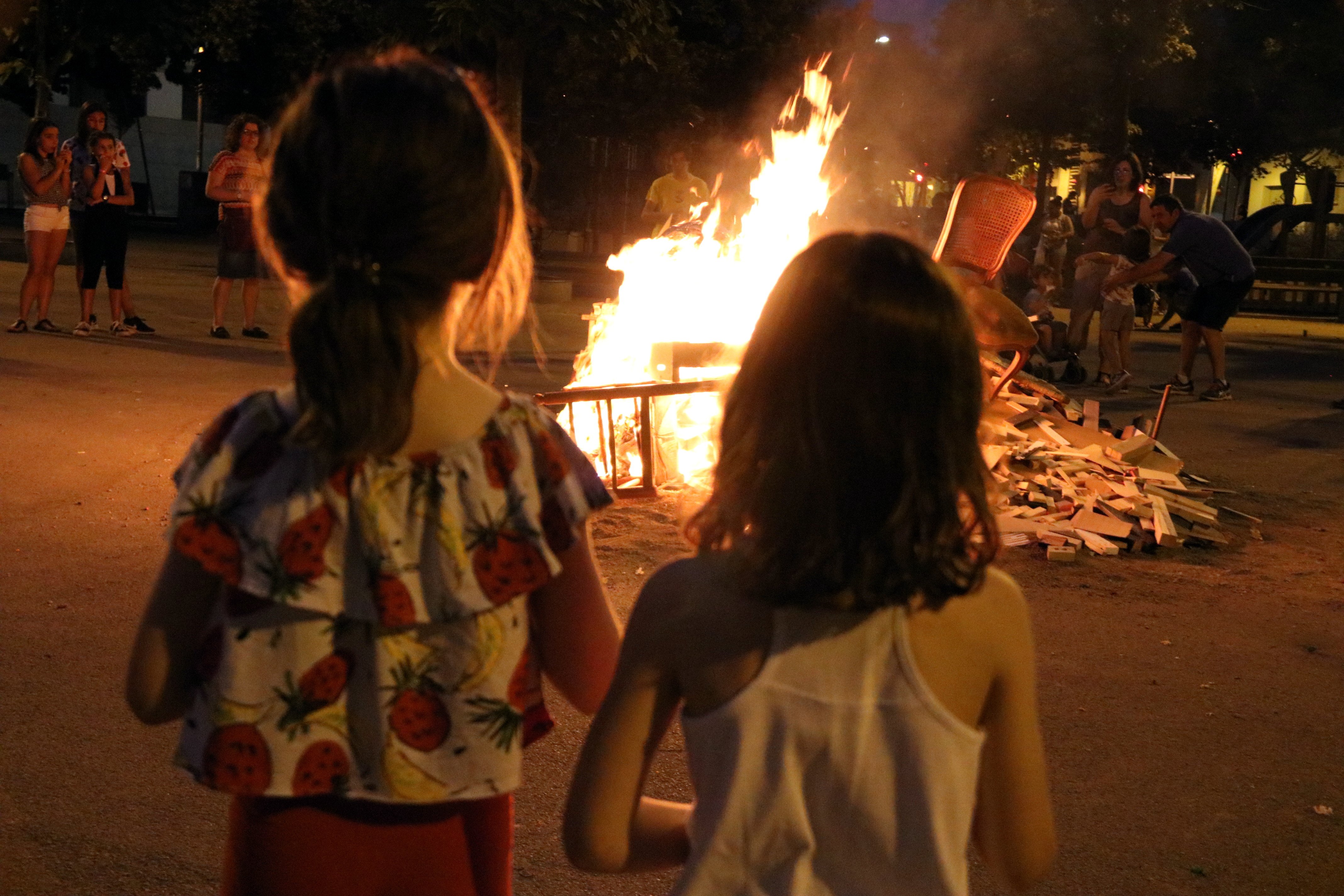 Dispositivo para la verbena Sant Joan: 900 controles de Mossos y 170 bomberos de refuerzo