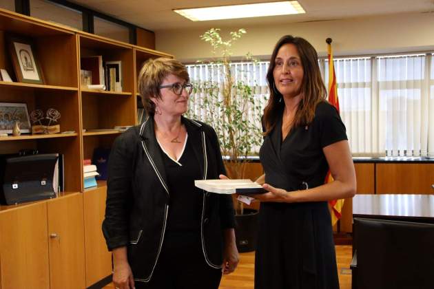 Anna Simo Esther niubo traspas conselleria educacio/ ACN Anna Simo Esther niubo traspas conselleria educacio/ ACN