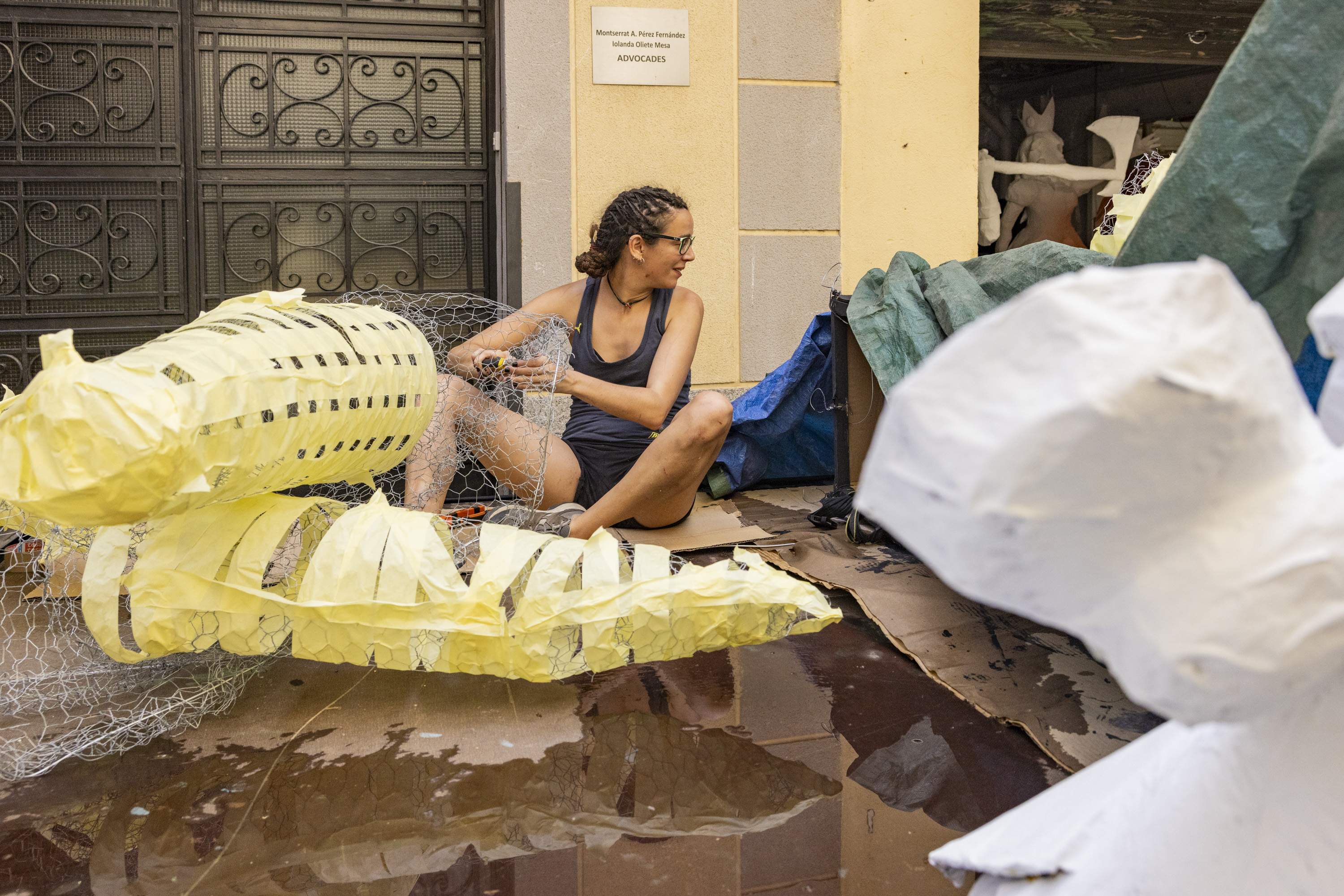 Una ombra plana sobre les Festes de Gràcia 2025: imminent enderroc del local del carrer Progrés?