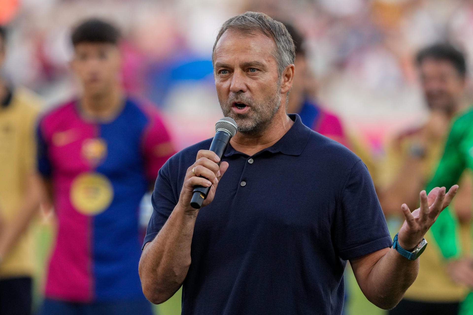 Se ofrece al Barça, llega gratis y puede fichar con el mercado cerrado, sorpresa