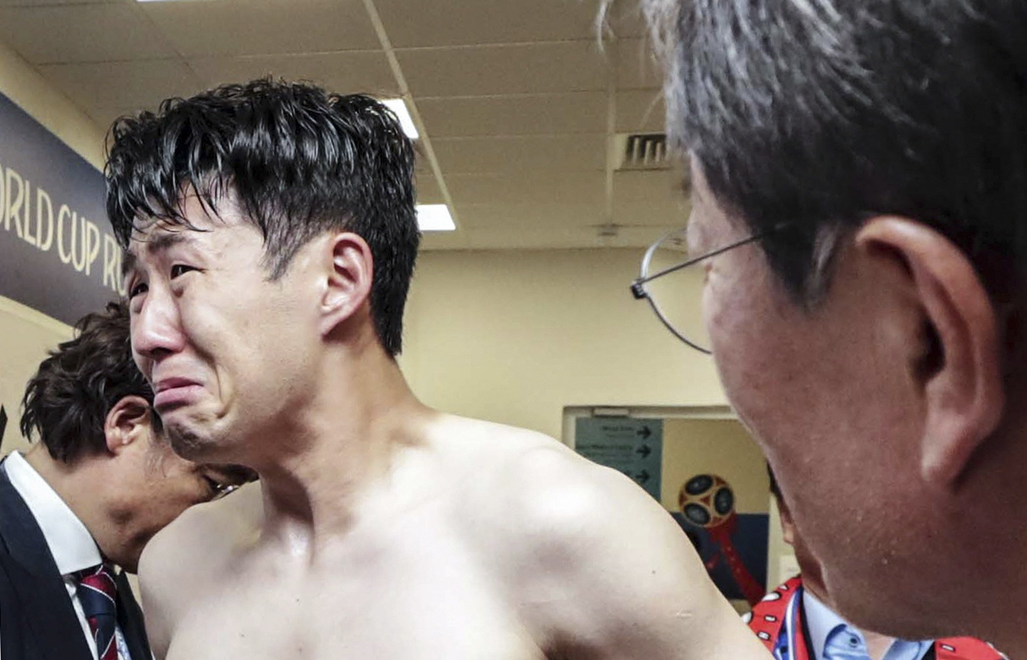 El drama del Mundial: un futbolista coreano llora por culpa del servicio militar