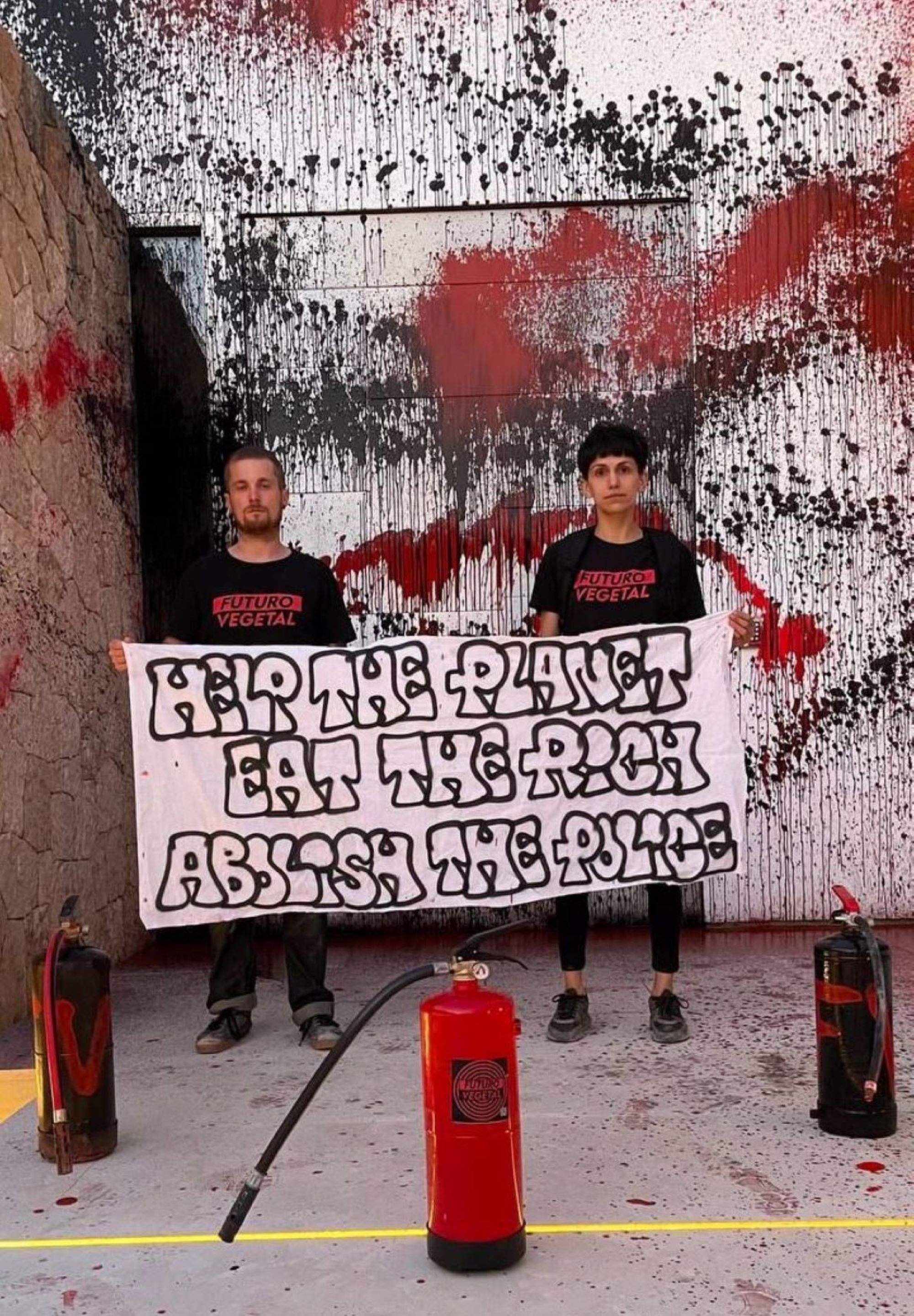 Messi reclama a Futuro Vegetal 50.000 euros por vandalizar su mansión en Eivissa