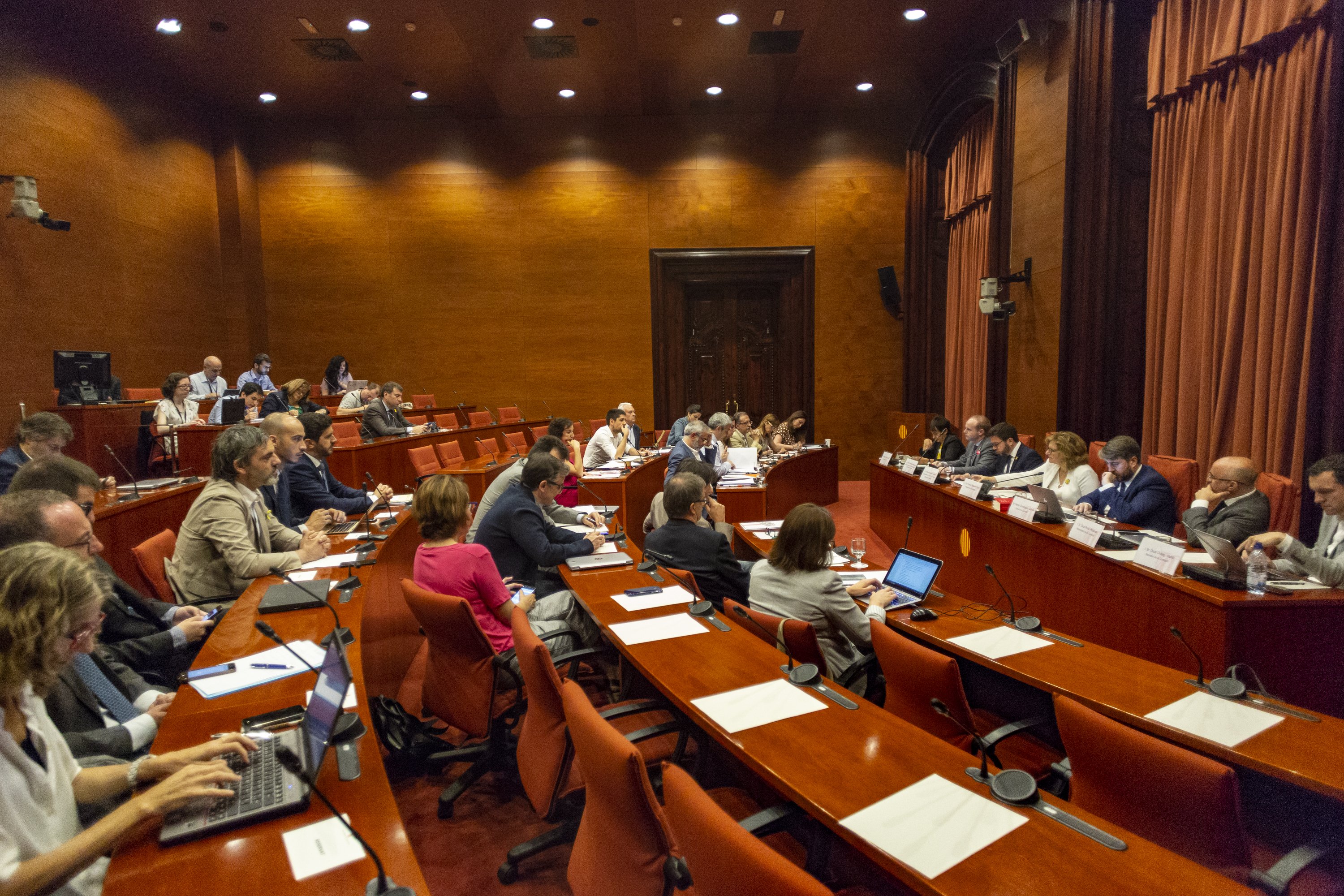 La CUP insta el Govern a recaptar els impostos suspesos pel TC