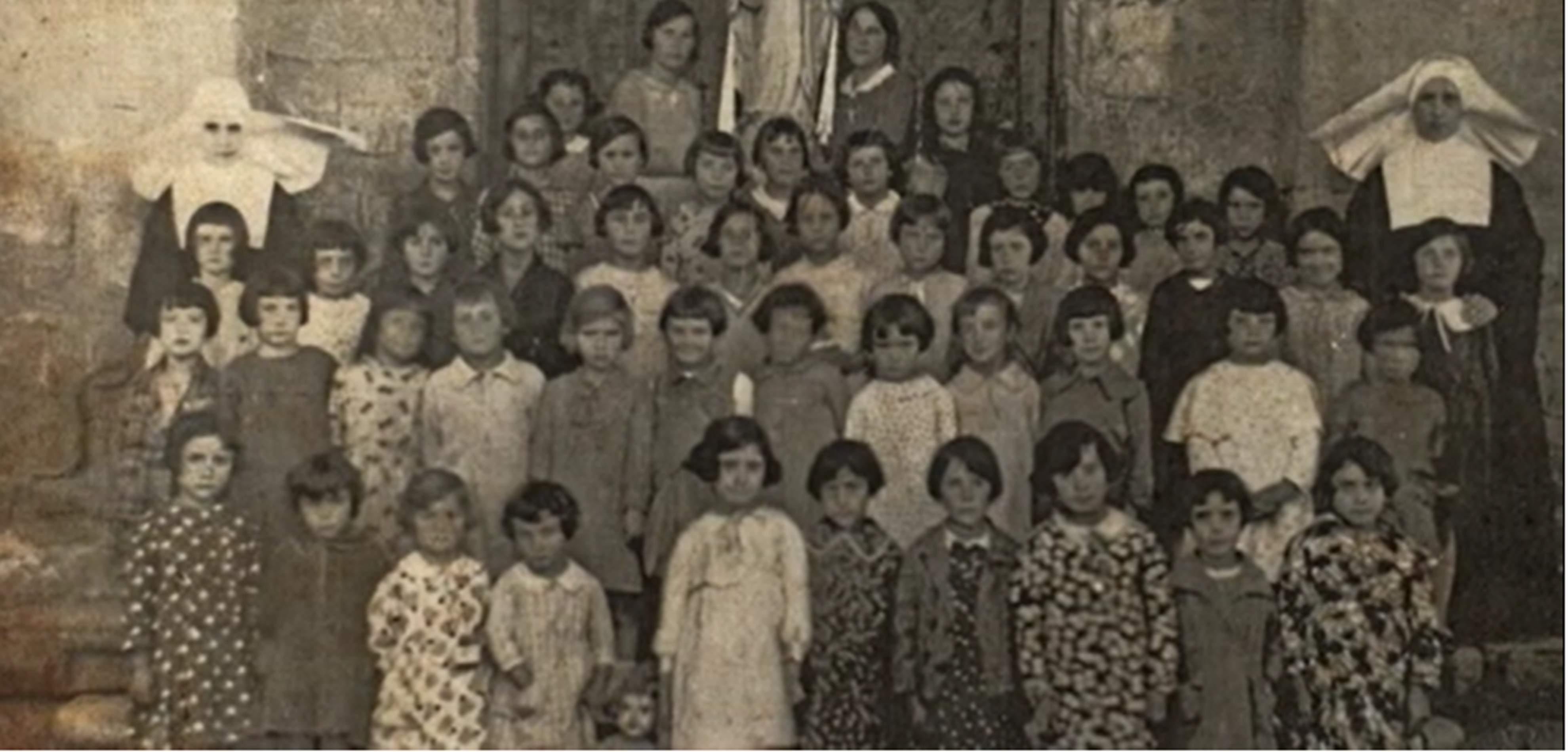 Escuela de niñas. Larraga (circa 1936). Fuente Euskal Telebista