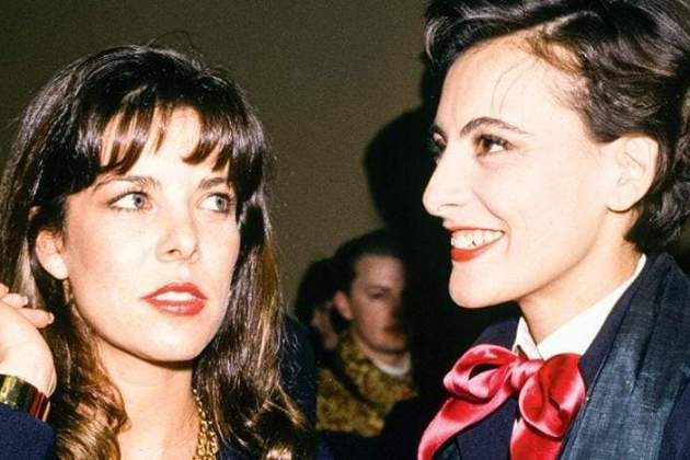 Carolina de Mónaco e Inès de la Fressange Carolina de Mónaco e Inès de la Fressange