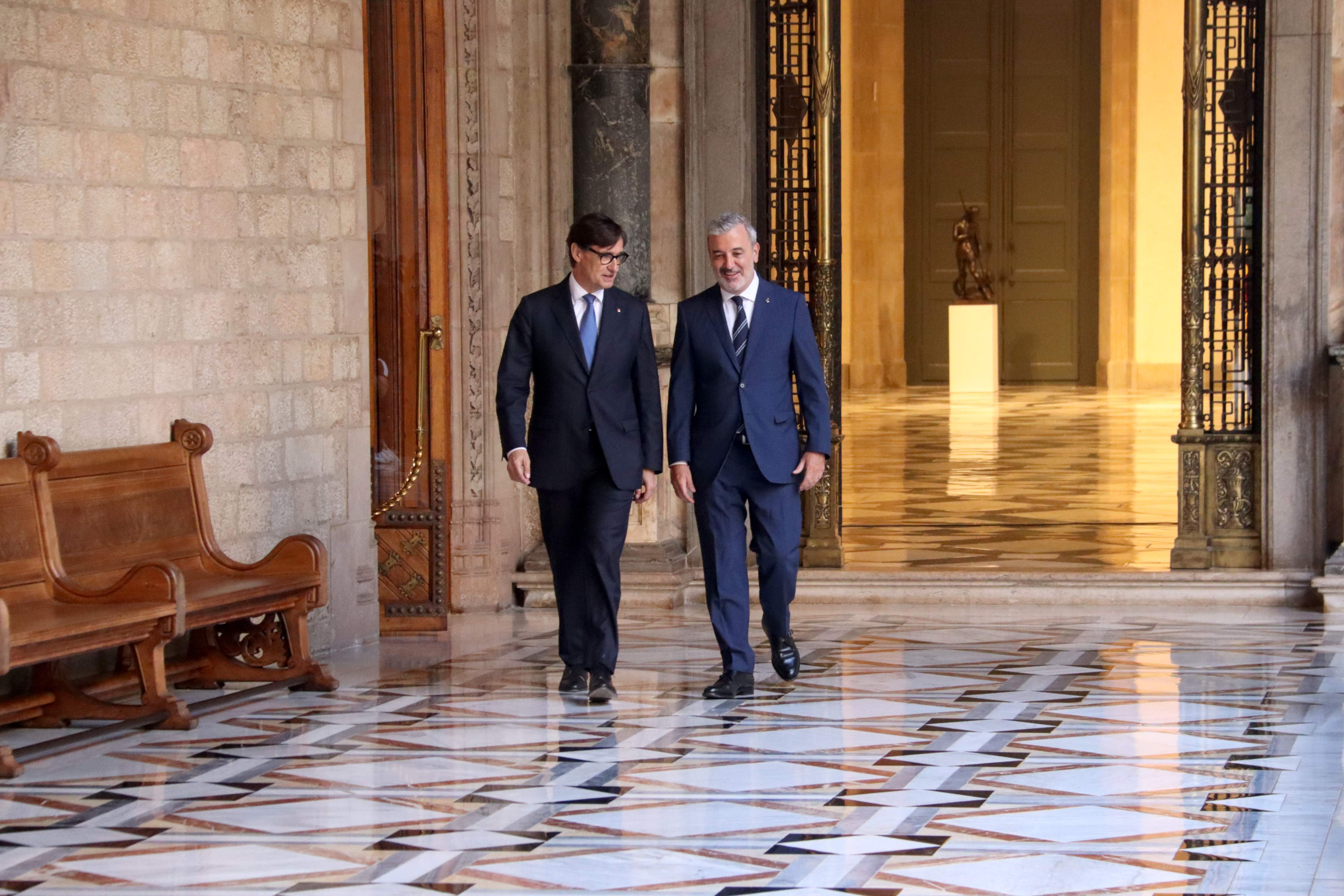 Primera reunió d'Illa amb Collboni: fixen com a prioritats l'habitatge i la seguretat