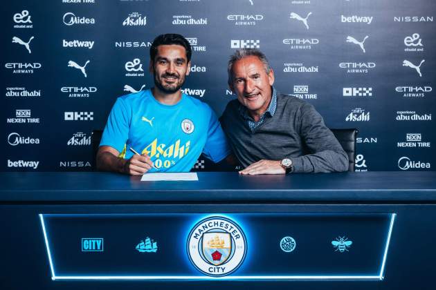 Ilkay Gundogan firma com a nou jugador del Manchester City / Foto: Manchester City Ilkay Gundogan firma com a nou jugador del Manchester City / Foto: Manchester City