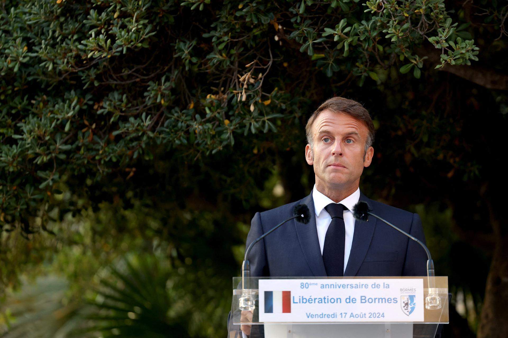 El centroderecha veta al partido de Mélenchon de un posible gobierno mientras Macron busca la estabilidad