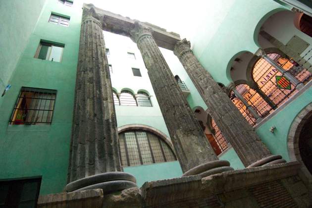 Templo roma Augusto Barcelona / MUHBA Templo roma Augusto Barcelona / MUHBA