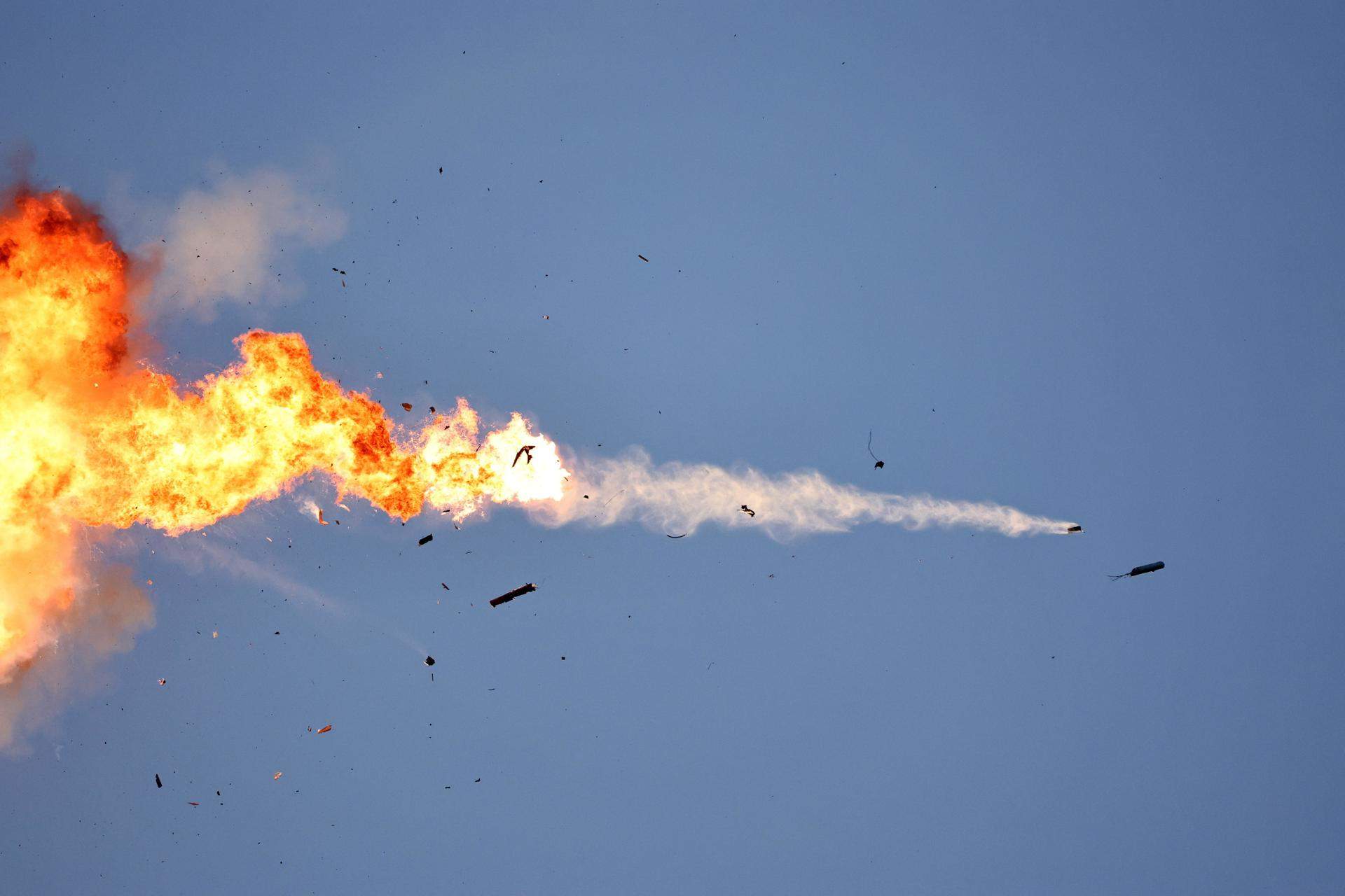 Israel bombardeja el Líban i Hezbollah respon amb el llançament de més de 300 coets