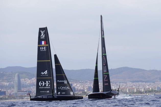 INEOS Britannia vs Orient Express / Foto: EFE INEOS Britannia vs Orient Express / Foto: EFE