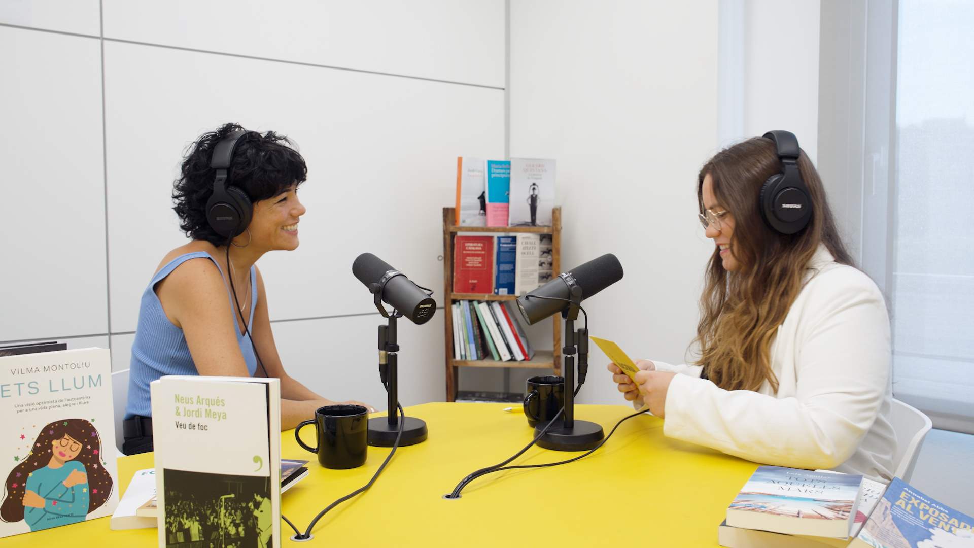 Clara Queraltó: "Hem d'obrir-nos més enllà de la novel·la per motivar els joves a llegir"