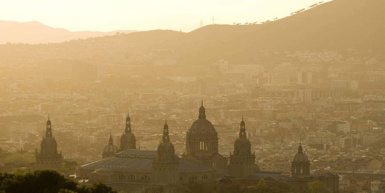 niebla barcelona. donvictorio.Shutterstock 2 1024x685 niebla barcelona. donvictorio.Shutterstock 2 1024x685