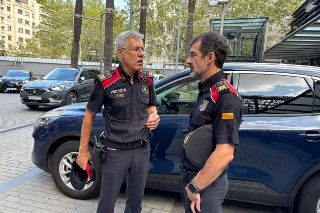 Miquel Esquius, a l'esquerra, comissari en cap dels Mossos d'Esquadra / Guillem RS Miquel Esquius, a l'esquerra, comissari en cap dels Mossos d'Esquadra / Guillem RS