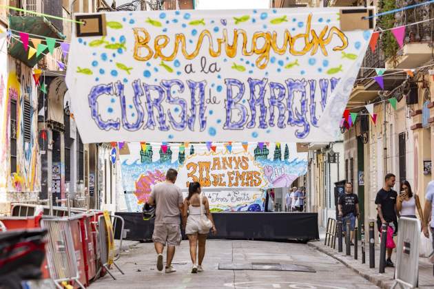 Carrers guarnits festes de sants 2024 concerts / Foto: Carlos Baglietto Carrers guarnits festes de sants 2024 concerts / Foto: Carlos Baglietto