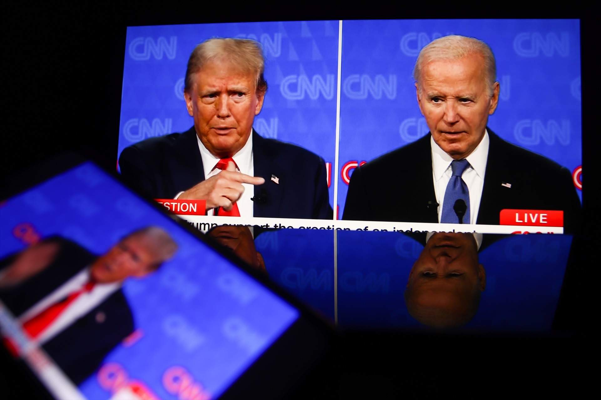 Donald Trump ven per parts el vestit amb el qual va "noquejar" Joe Biden en el debat presidencial