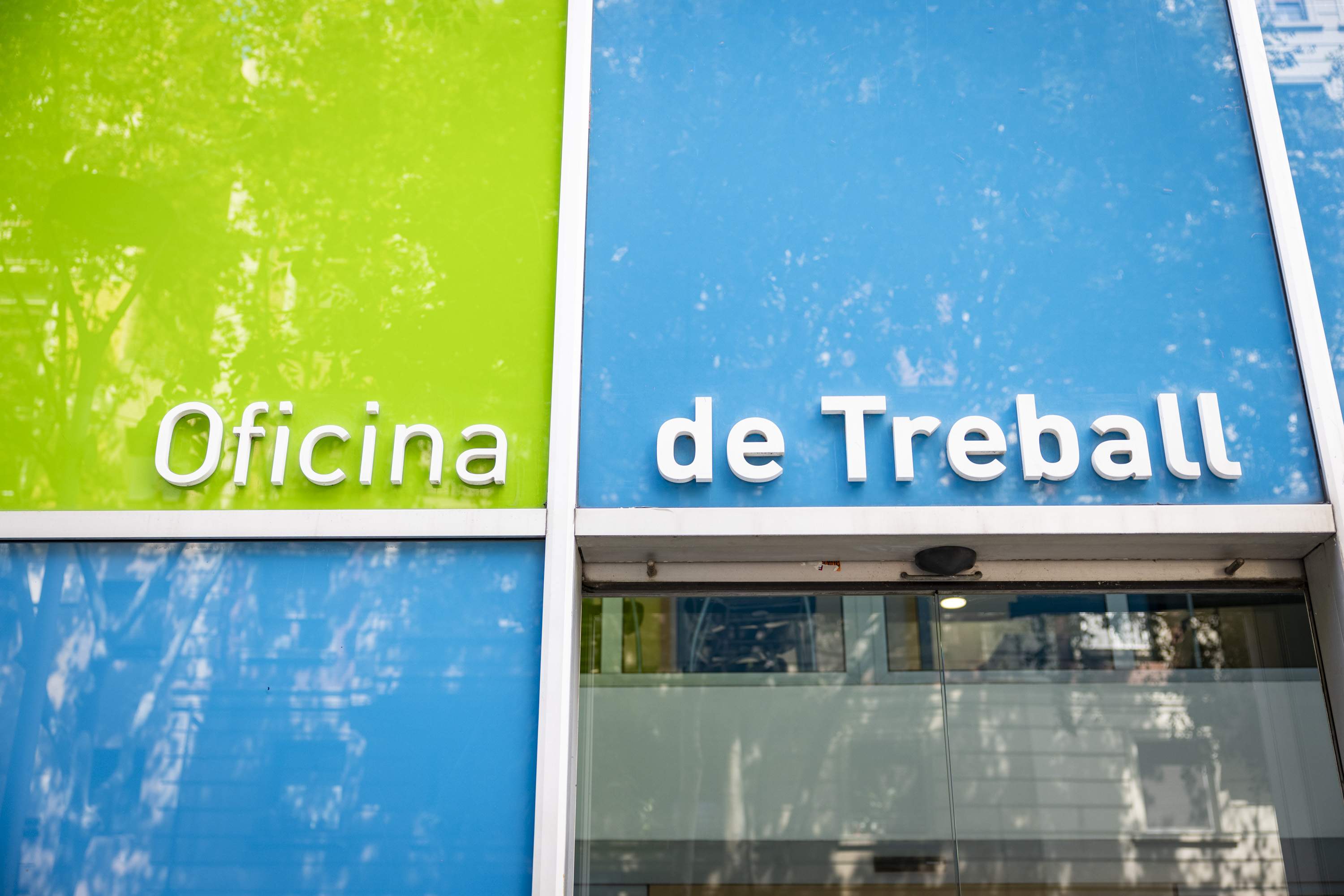 La Seguretat Social està retirant l'atur a persones que han començat a estudiar cursos formatius