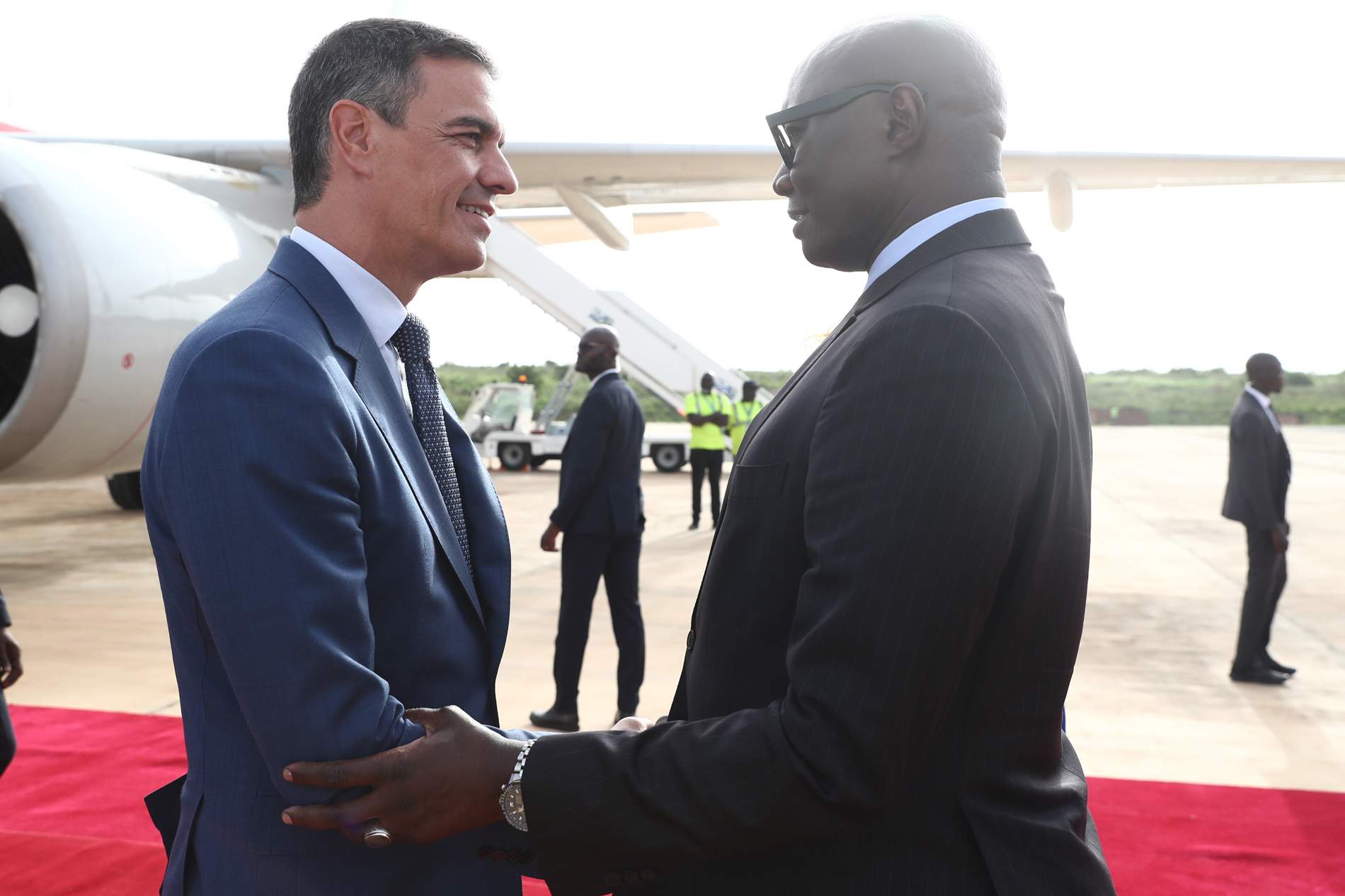 Sánchez defensa per primer cop a la gira l’expulsió dels migrants irregulars: un missatge a les màfies