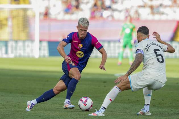 Dani Olmo, en acció durant el Barça - Valladolid / Foto: EFE Dani Olmo, en acció durant el Barça - Valladolid / Foto: EFE