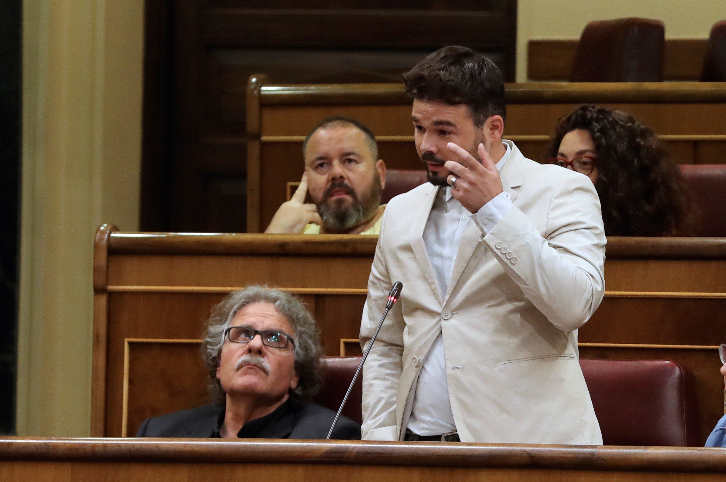 Rufián avisa a Sánchez de que el soberanismo "no olvida" a los "9 secuestrados" en prisión