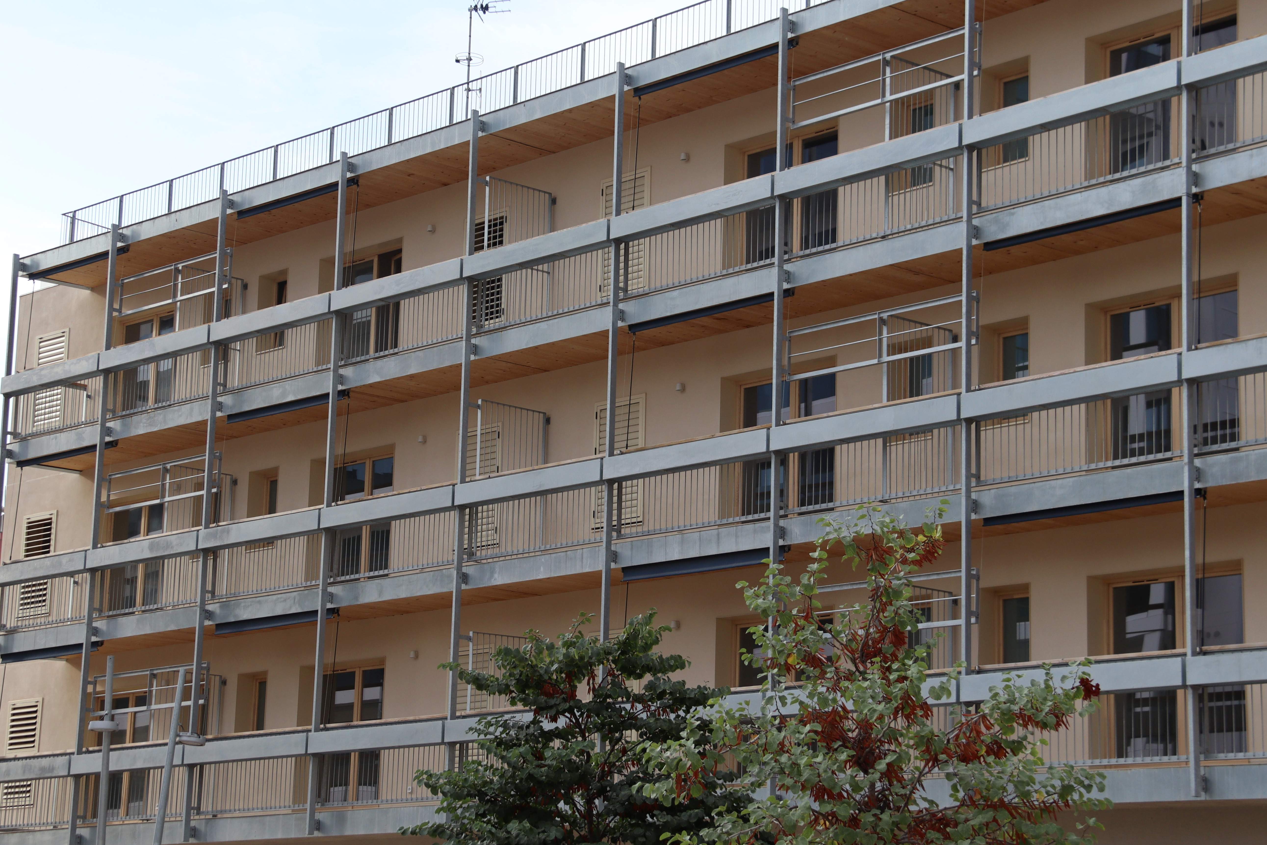 Barcelona estrena quatre promocions de pisos sostenibles i de construcció exprés a Sant Martí