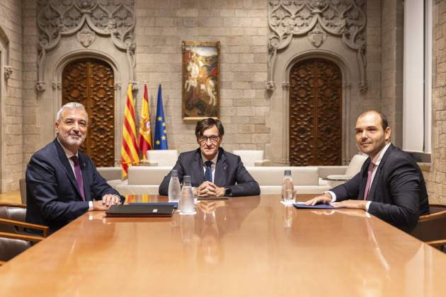 20240904 Primera reunió institucional Salvador Illa, Jaume Collboni i Albert Dalmau a la Generalitat / FOTO: MONTSE GIRALT 20240904 Primera reunió institucional Salvador Illa, Jaume Collboni i Albert Dalmau a la Generalitat / FOTO: MONTSE GIRALT