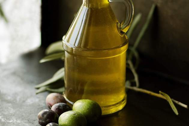 olive oil 1867229 1920 olive oil 1867229 1920