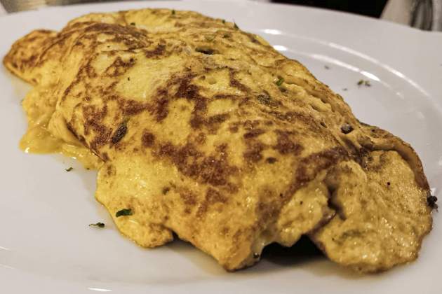 tortilla|trucha de bacalao tortilla|trucha de bacalao