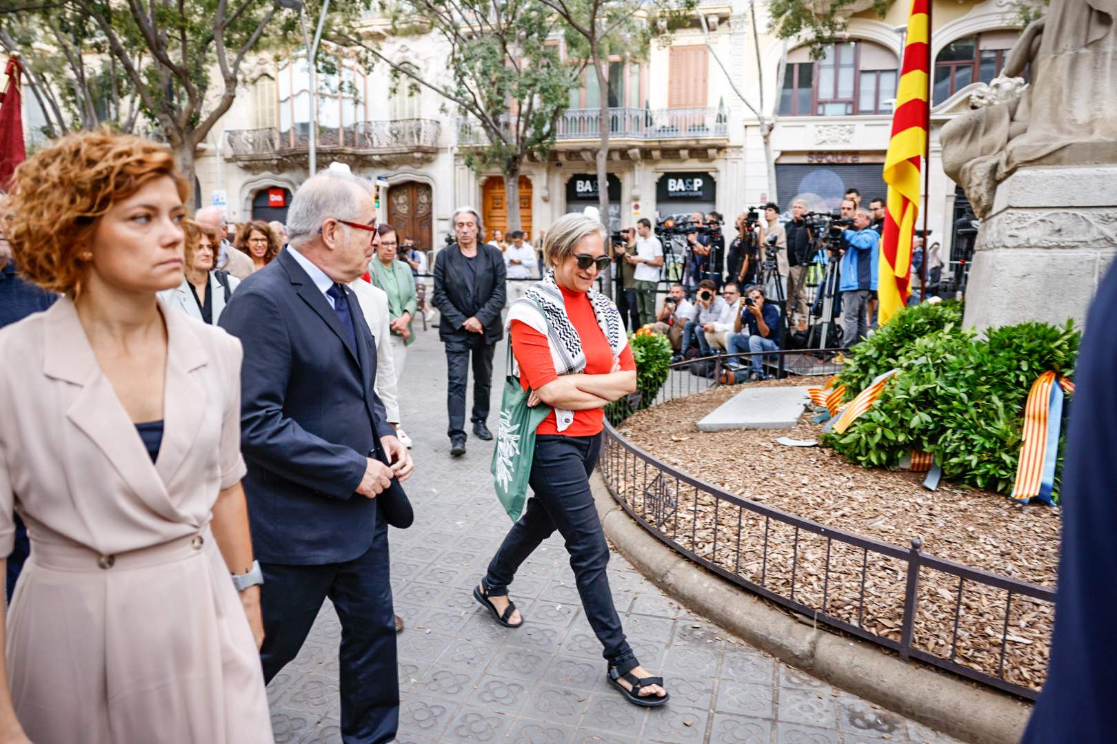Diada 11S 2024 Ofrena Floral a Rafael Casanova / Foto: Carlos Baglietto Diada 11S 2024 Ofrena Floral a Rafael Casanova / Foto: Carlos Baglietto