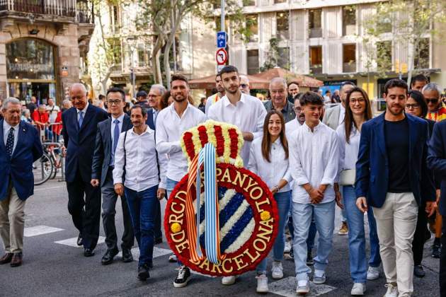 Diada 11S 2024 Ofrenda Floral a Rafael Casanova RCD Español / Foto: Carlos Baglietto Diada 11S 2024 Ofrenda Floral a Rafael Casanova RCD Español / Foto: Carlos Baglietto