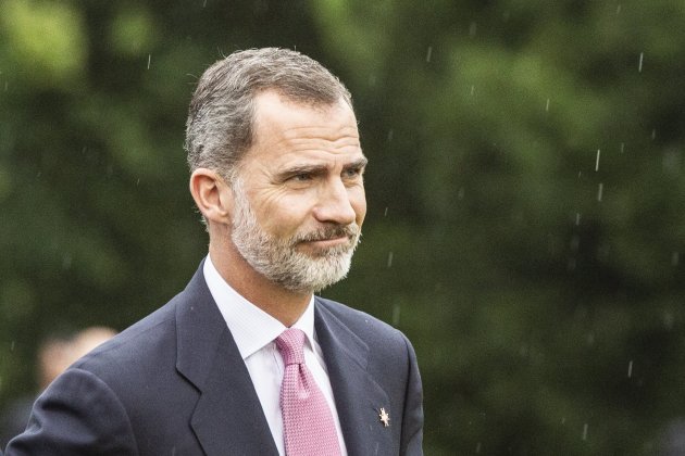 Rey Felip VI lluvia Premios Princesa de Girona - Sergi Alcàzar