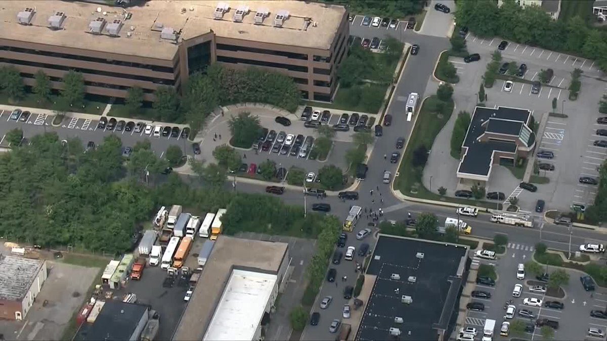 Quatre morts en un tiroteig en un diari a Maryland