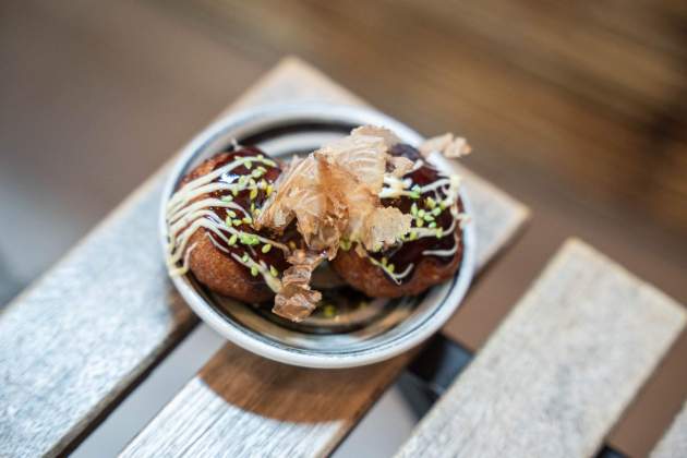 El okonomiyaki del Komotoloko (foto: Jordi Domènech) El okonomiyaki del Komotoloko (foto: Jordi Domènech)