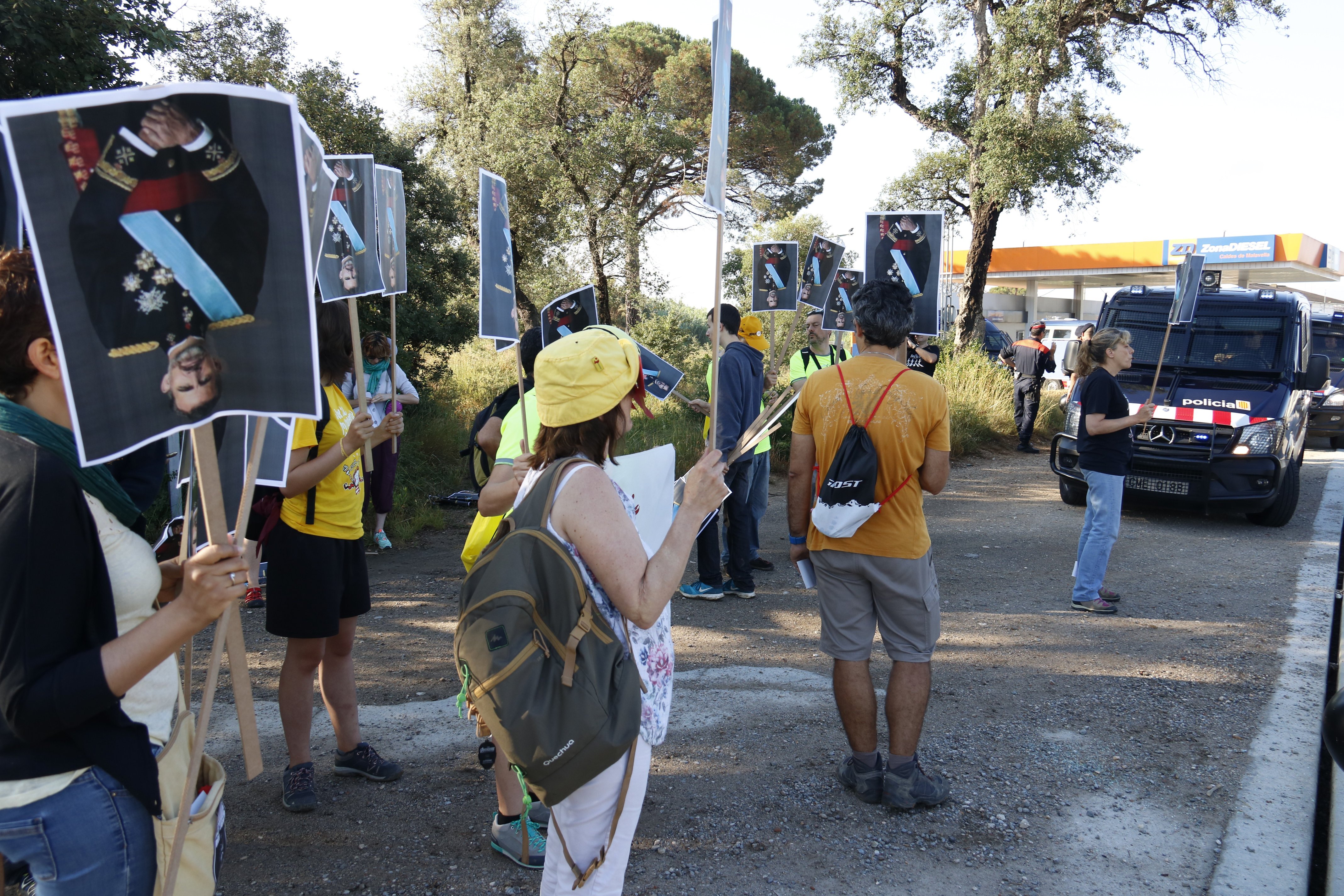 Protestes contra la presència de Felip VI a Caldes de Malavella