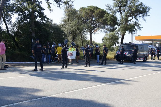 Manifestació Caldes de Malavella Rei ACN