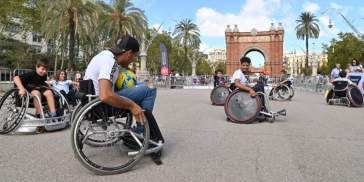 Baloncesto en silla de ruedas a la Jornada Inclusiva / Foto: Ayuntamiento de Barcelona Baloncesto en silla de ruedas a la Jornada Inclusiva / Foto: Ayuntamiento de Barcelona